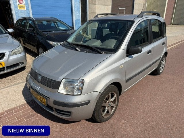 Fiat Panda 1.1 Young 2006 met koude airco en APK 7-27. Fijne, Auto's, Fiat, Voorwielaandrijving, Stof, Metallic lak, 4 stoelen