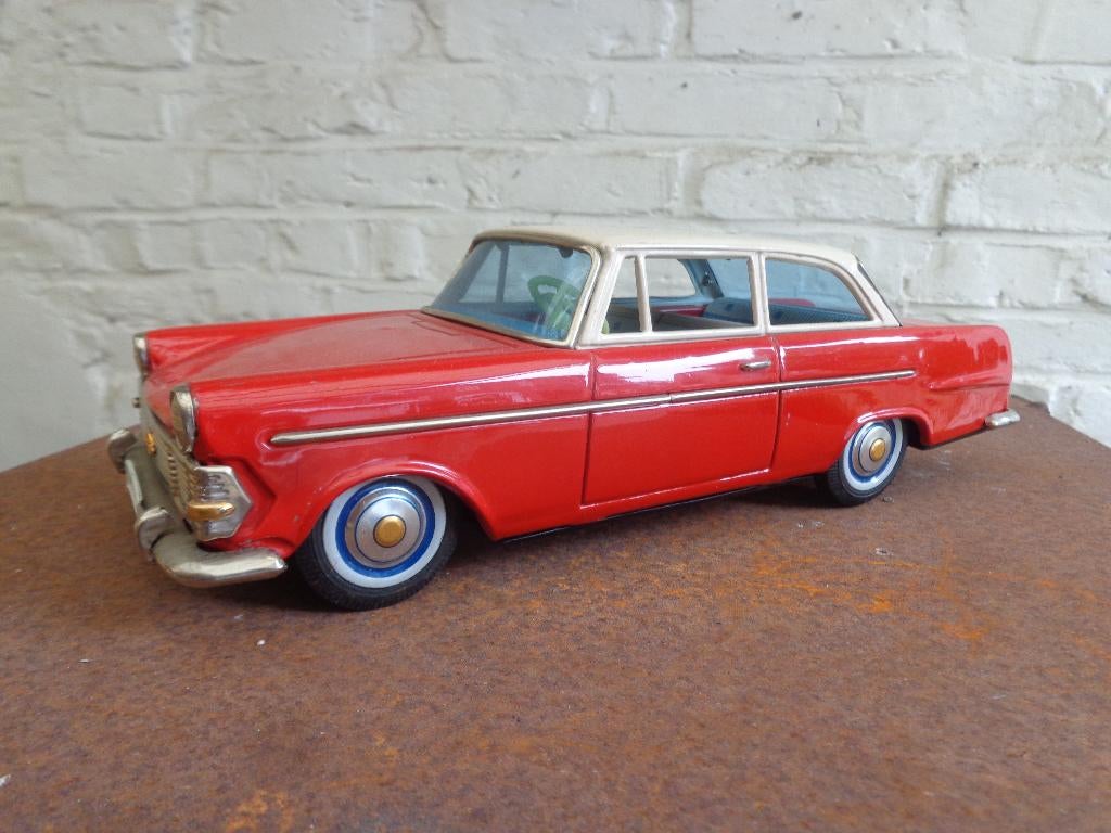 Bandai Opel Rekord P2 grote versie! 27cm, Verzenden
