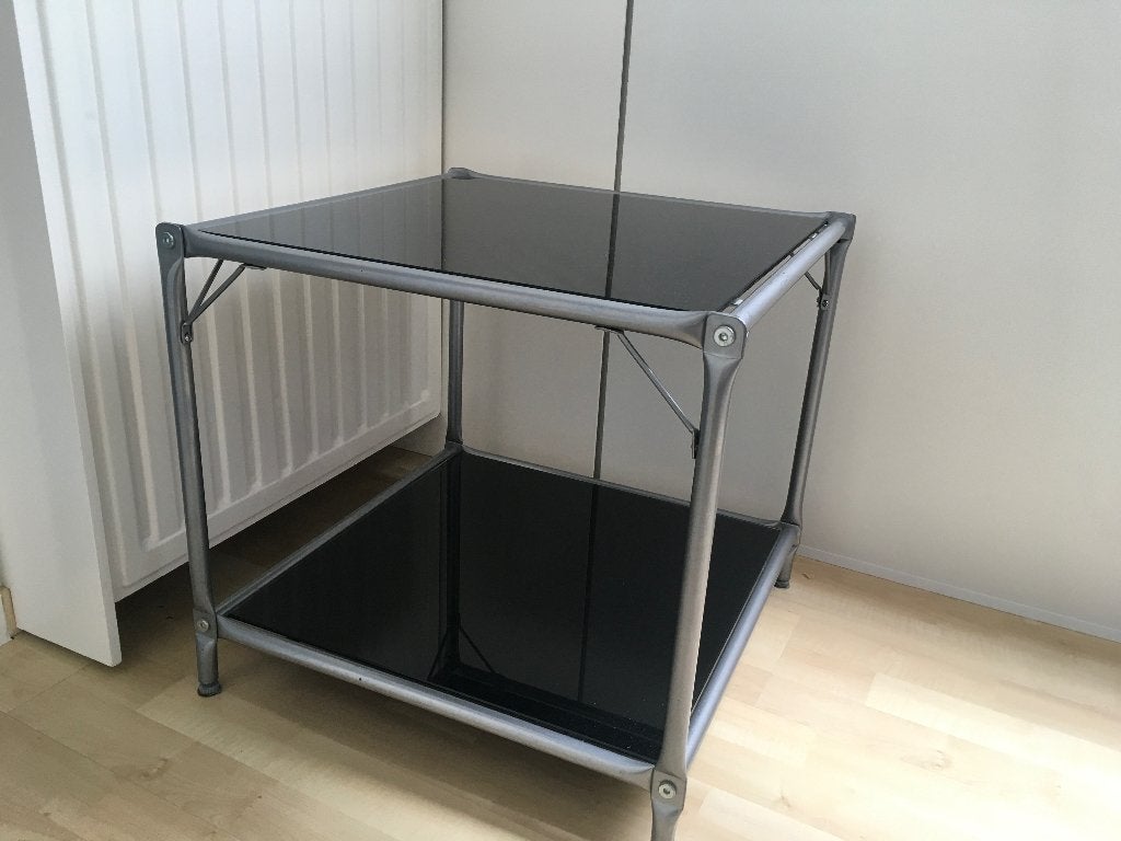 Bijzettafeltje, Minder dan 55 cm, Gebruikt, Metaal of Aluminium, Vierkant