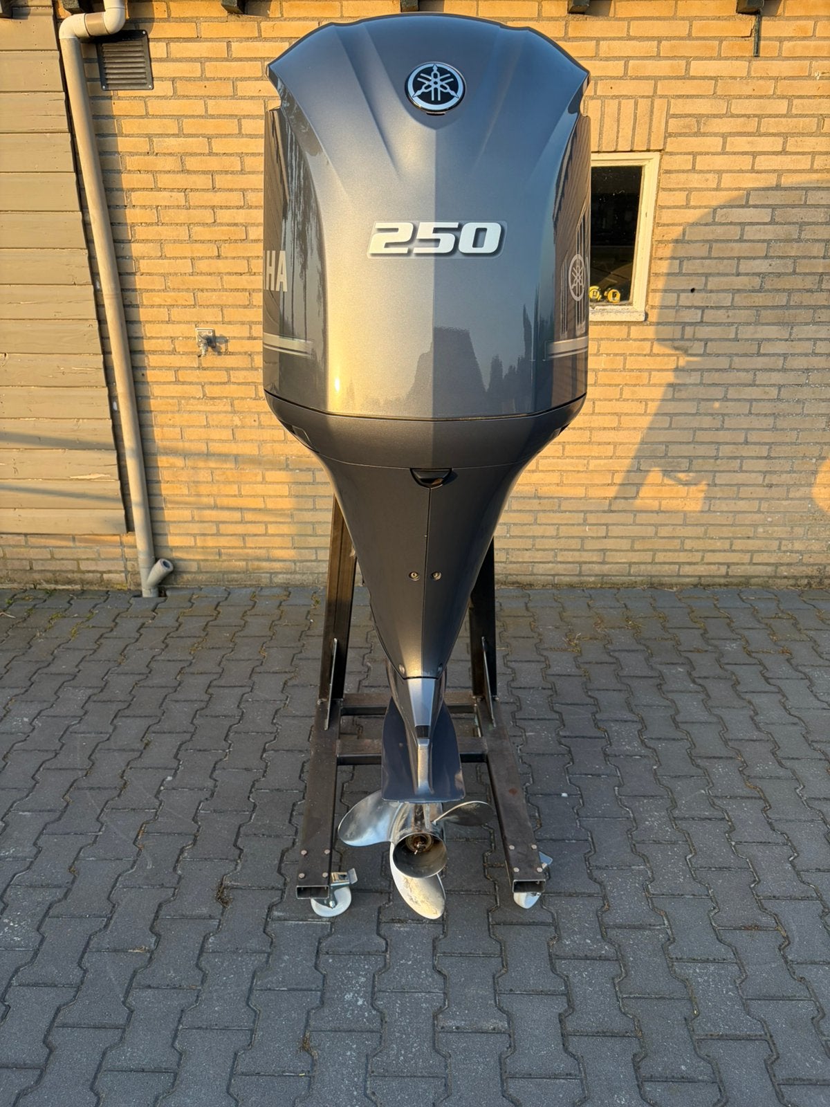 yamaha 250pk 2019 f250detx v6, Ophalen, Met afstandsbediening, Zo goed als nieuw, 30 pk of meer