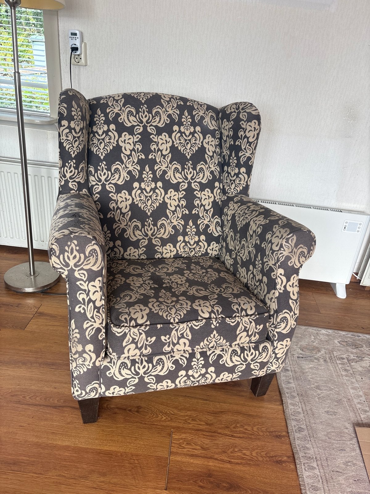 Comfortabele fauteuil met bloemmotief, Ophalen, Gebruikt, 75 tot 100 cm, Stof