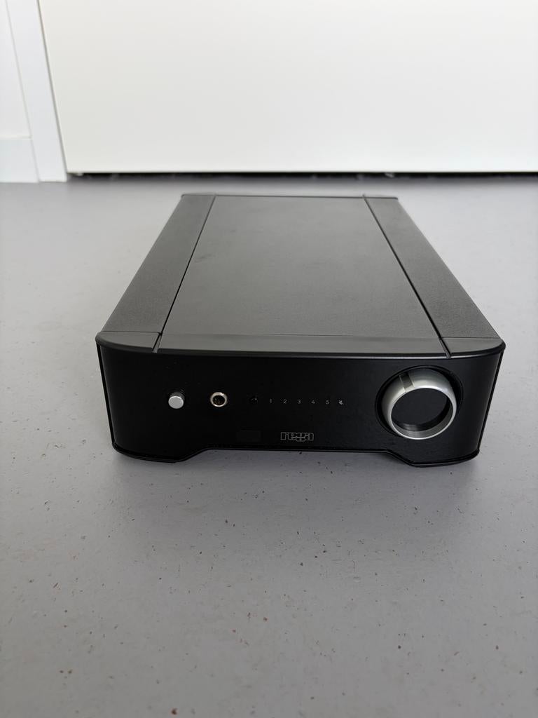 Rega Brio versterker met Phono stage, Overige merken, Ophalen of Verzenden, Zo goed als nieuw, Minder dan 60 watt