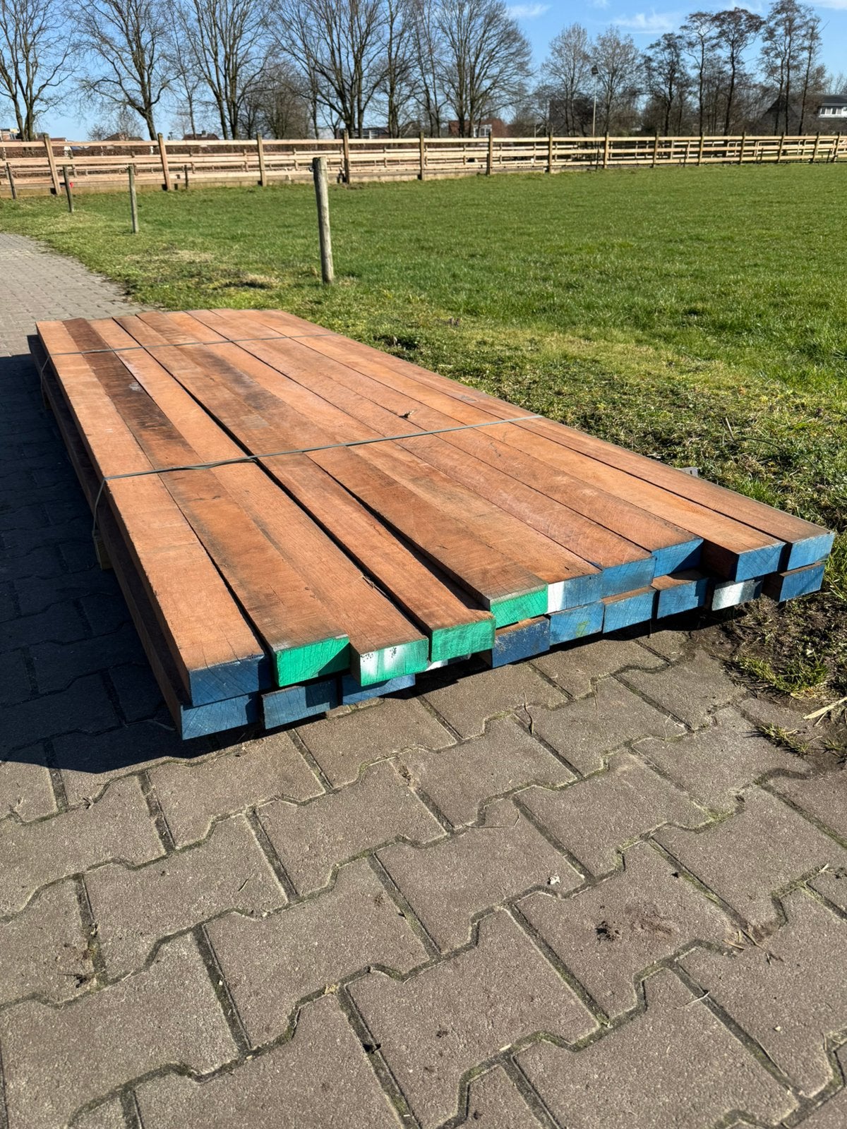 Hardhouten Azobe regels 300x10x5cm, Ophalen, Zo goed als nieuw, Hardhout, 250 cm of meer