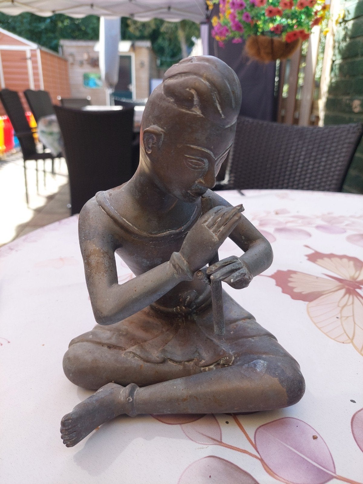 Vintage Bronzen Beeldje van Zittende Figuur met Fluit, Overige onderwerpen, Ophalen of Verzenden, 20 - 50 cm, Beeld