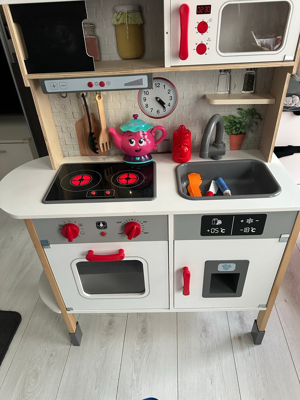 Complete speelkeuken met accessoires, Kinderen en Baby's, Speelgoed | Speelkeukens, Ophalen of Verzenden, Gebruikt, Hout, Speelkeuken