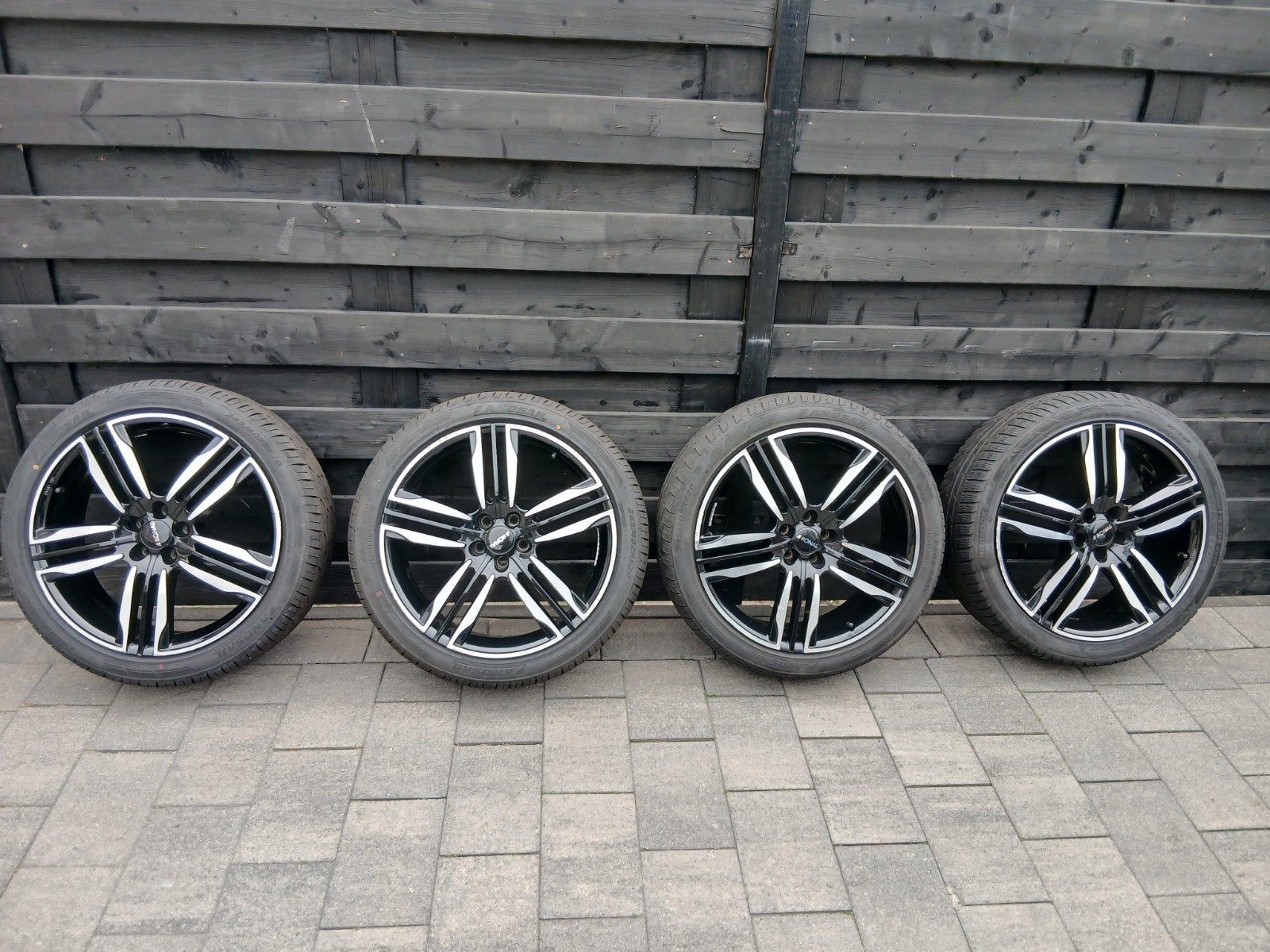Ronal 20inch 5x108 245/40/20, Ophalen, 245 mm, 20 inch, Zomerbanden