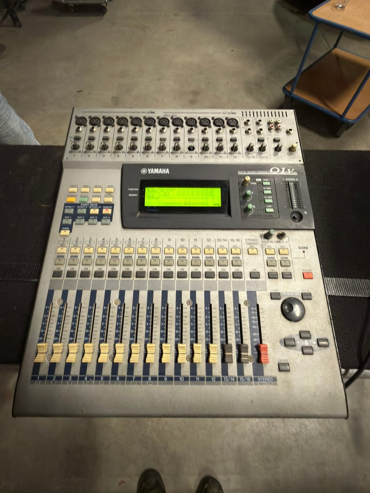 Yamaha O1v Digitale mixer!, Ophalen, Gebruikt, 10 tot 20 kanalen, Microfooningang