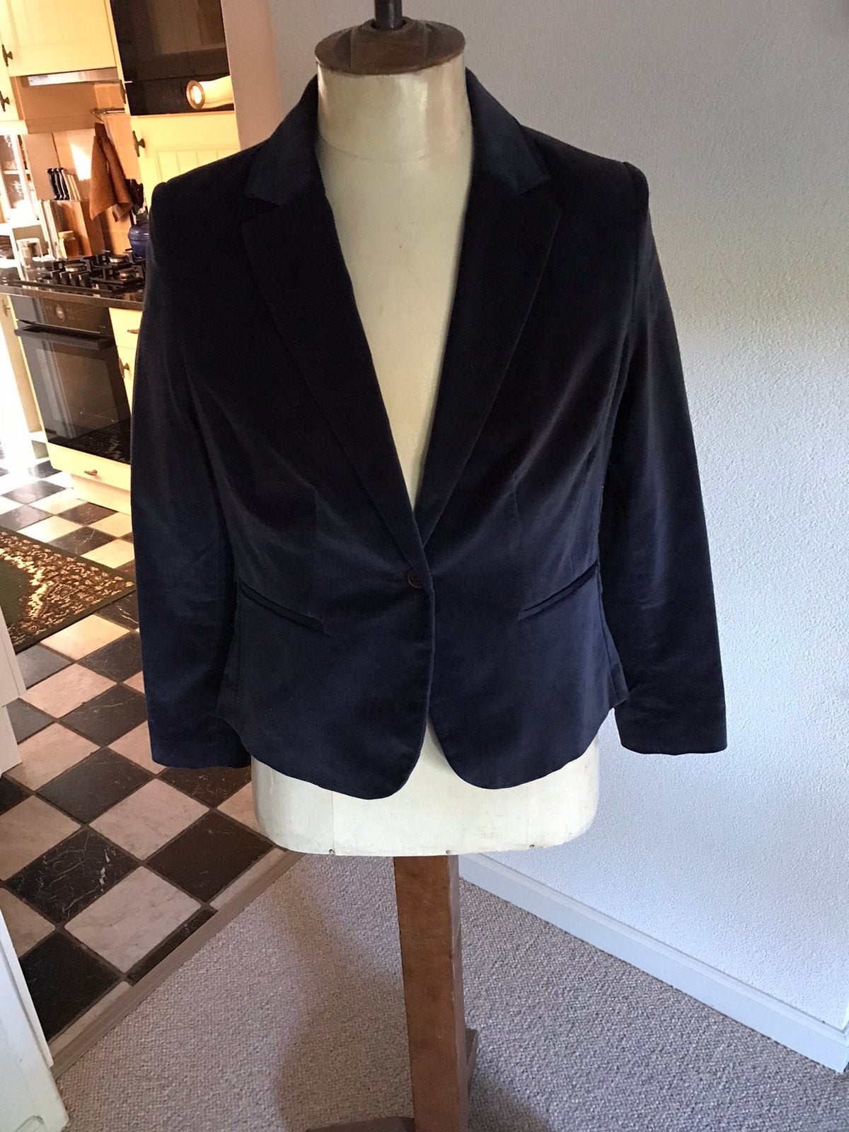 Mooie NIEUWE nooit gedragen d.bl. Velour getailleerd blazer, Kleding | Dames, Blauw, Maat 42/44 (L), Nieuw, Ophalen of Verzenden