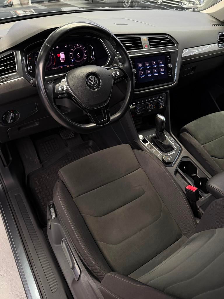 Volkswagen Tiguan Allspace 2.0 TSI 4Motion R-Line 7p. CarPla, Gebruikt, Zwart, Bedrijf, Vierwielaandrijving