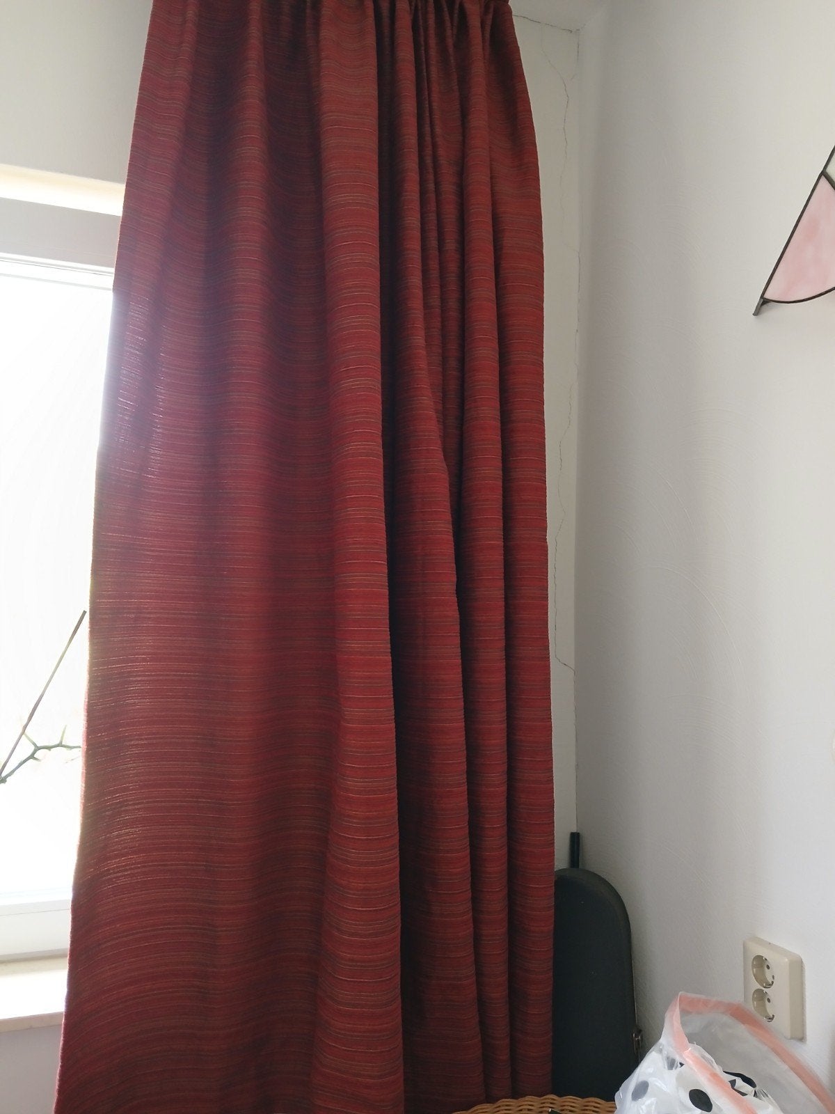 Rode gordijnen - 175 cm hoog, 270 cm breed, Huis en Inrichting, Stoffering | Gordijnen en Lamellen, 270 cm, 175 cm, Ophalen of Verzenden