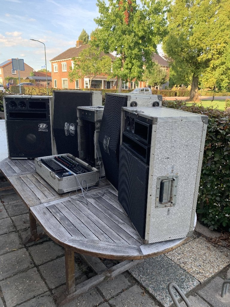 Dikke Dynacord vintage zang installatie € 550.-, Ophalen, Gebruikt, 10 tot 20 kanalen, Microfooningang