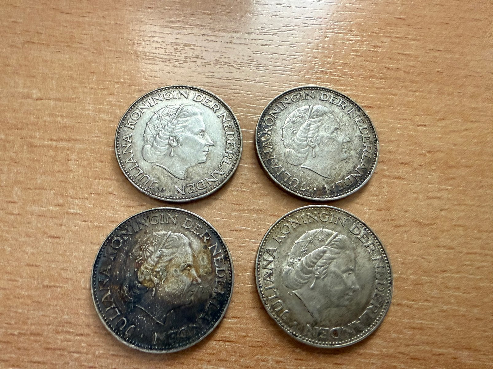 Zilveren guldens en rijksdaalders, Koningin Juliana, Zilver, Ophalen of Verzenden, Losse munt