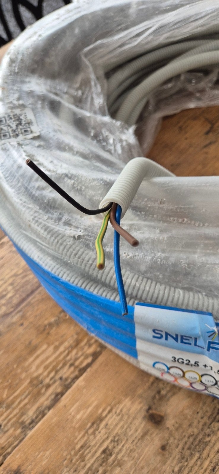 41 meter Snelflex flexibele buis 3G2.5 + 1.5, Doe-het-zelf en Verbouw, Ophalen of Verzenden, Nieuw, Kabel of Snoer