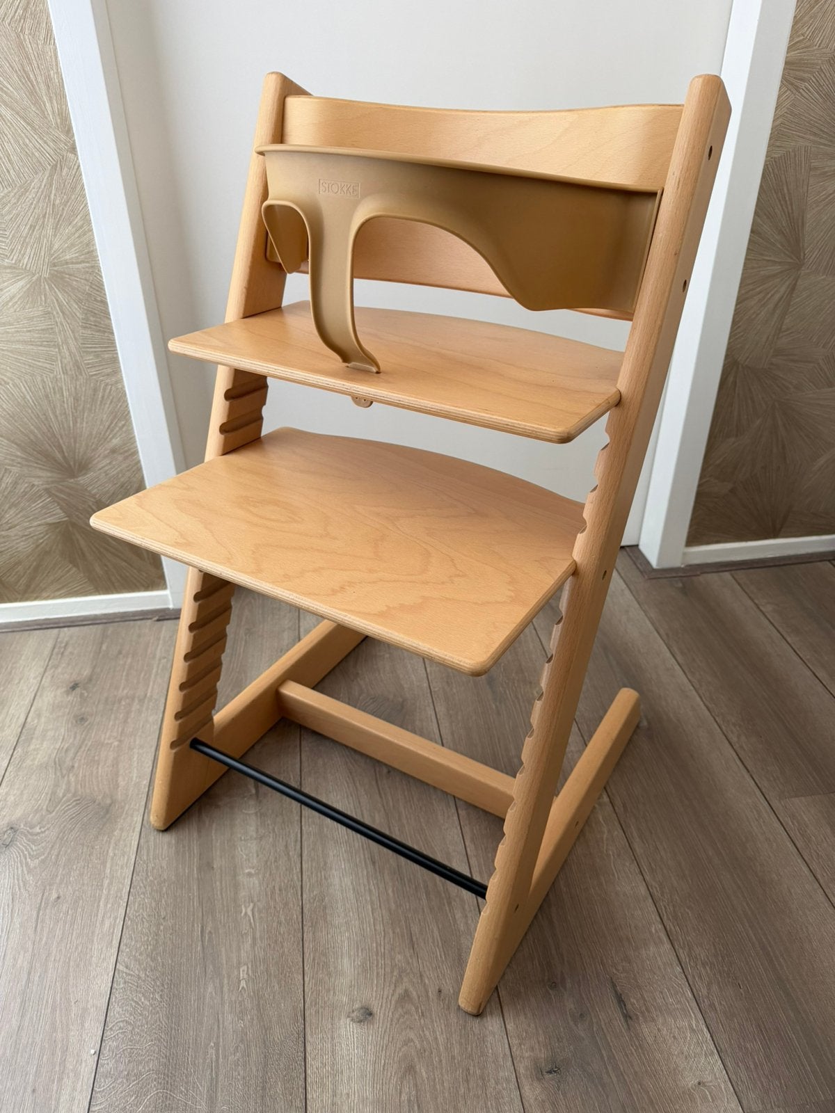 Stokke Tripp Trapp stoel naturel met babyset, Kinderen en Baby's, Kinderstoelen, Ophalen of Verzenden, Gebruikt, Meegroeistoel