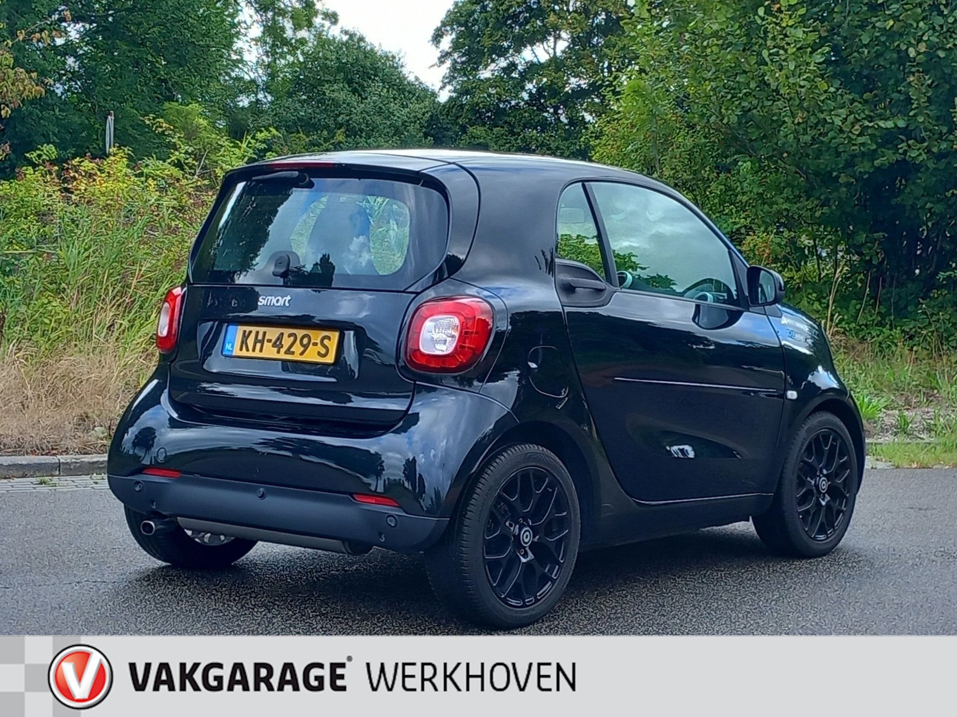 Smart Fortwo 1.0 Passion | Panoramadak | Parkeersensoren | C, Gebruikt, Zwart, Origineel Nederlands, Handgeschakeld