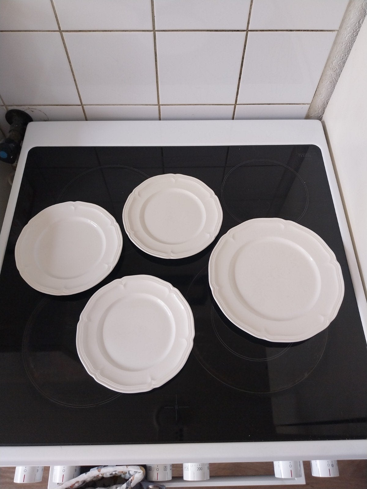 Villeroy & Boch Manoir Borden - Set van 4, Huis en Inrichting, Keuken | Servies, Gebruikt, Ophalen of Verzenden, Bord(en), Overige stijlen
