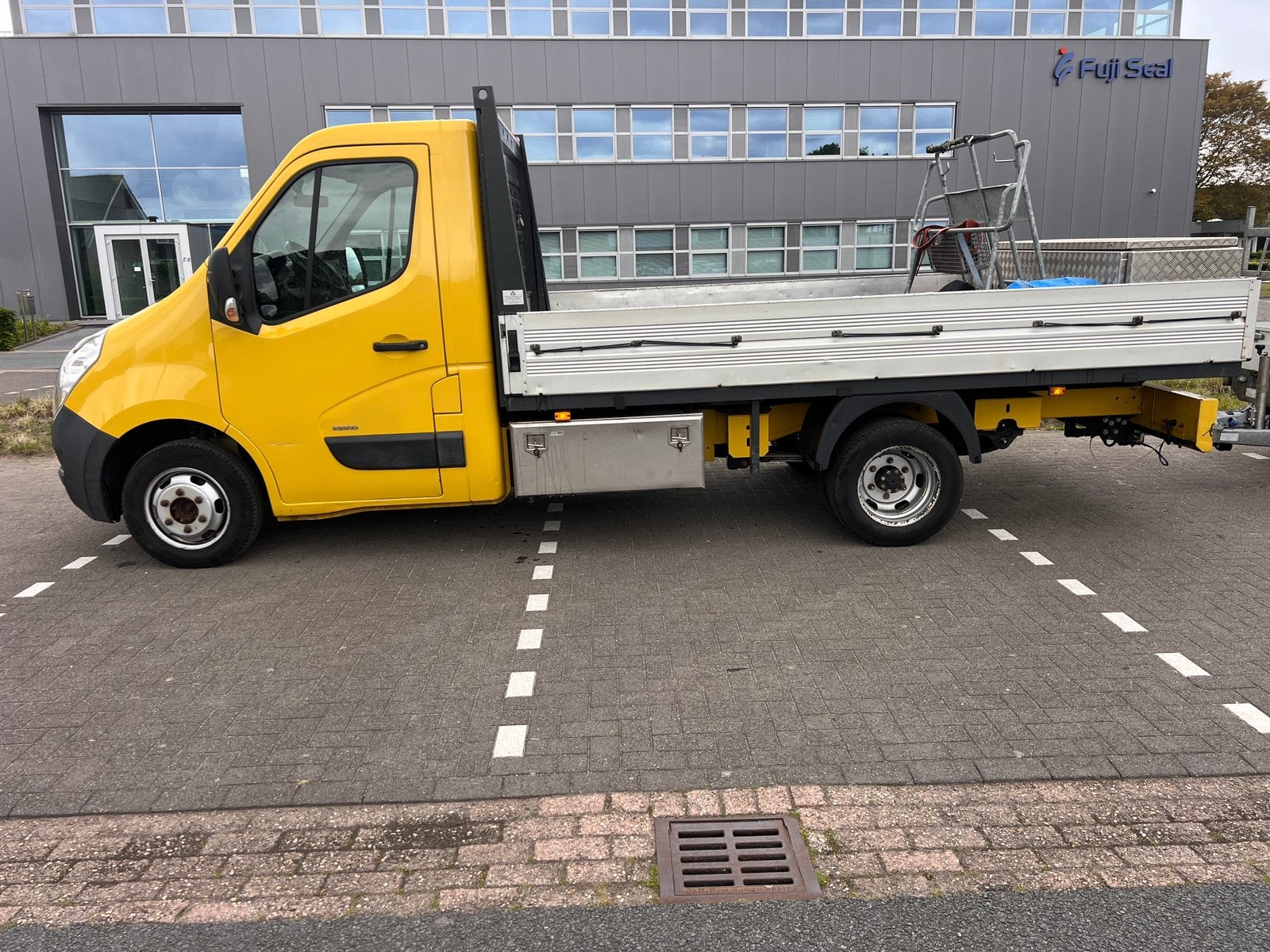 Opel Movano 2.3 D 120KW 2015, Stof, 4 cilinders, Grijs, Particulier