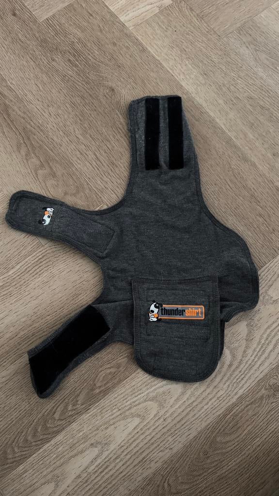 Thundershirt hond XS, Dieren en Toebehoren, Ophalen of Verzenden, Zo goed als nieuw