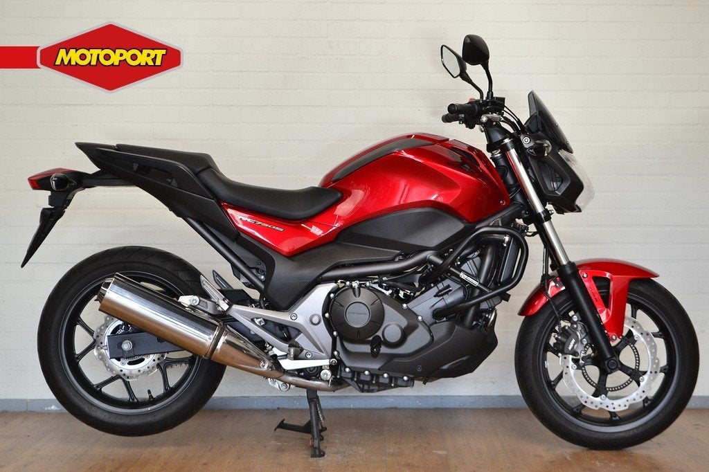 Honda NC 750 S (bj 2014), Dorneveld 180-184
B-1731  Zellik, BE, Honda Motor Europe, Gebruikt, Bedrijf