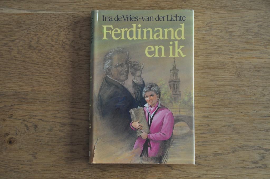Ina de Vries-van der Licht - Ferdinand en ik (VCL), Boeken, Gelezen, Ina de Vries-van der Lichte, Ophalen of Verzenden, Nederland