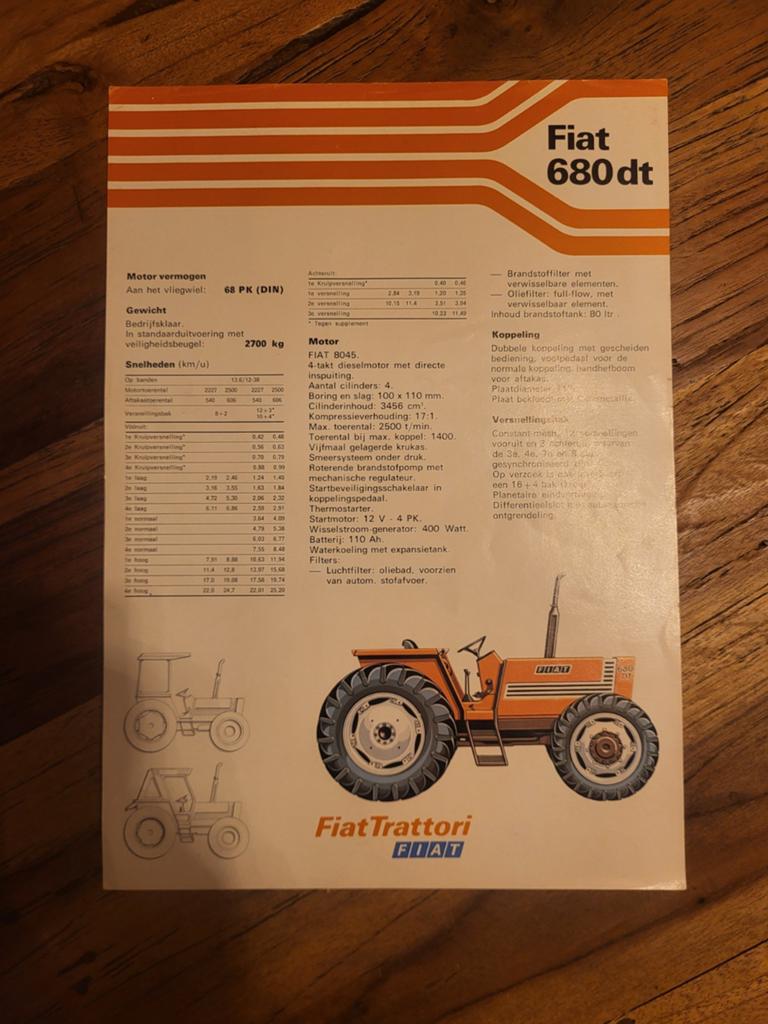 tractor folder Fiat 680 dt, Boeken, Ophalen of Verzenden, Zo goed als nieuw, Folder