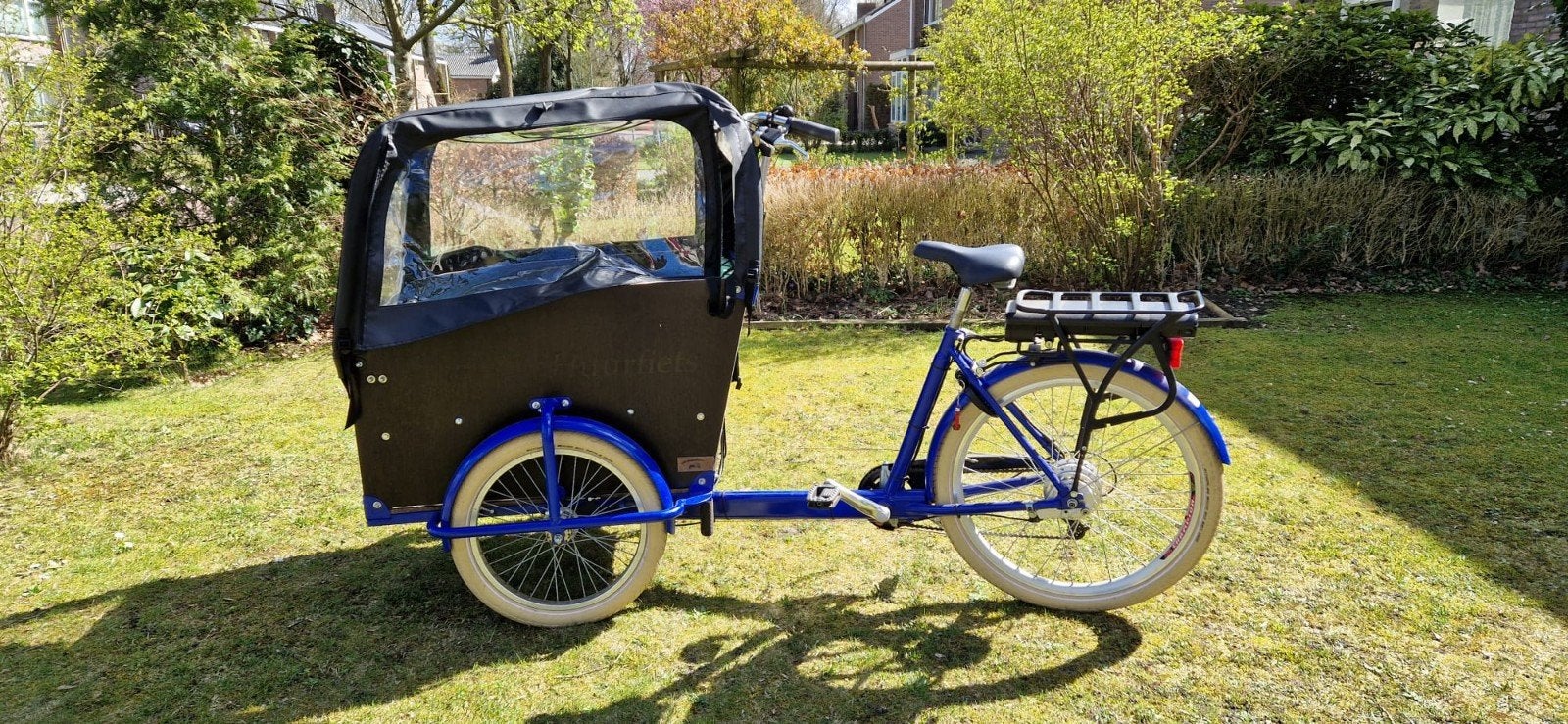 Bakfiets met Maxi-Cosi zitje en kussens, Overige merken, Gebruikt, Huif, Ophalen of Verzenden