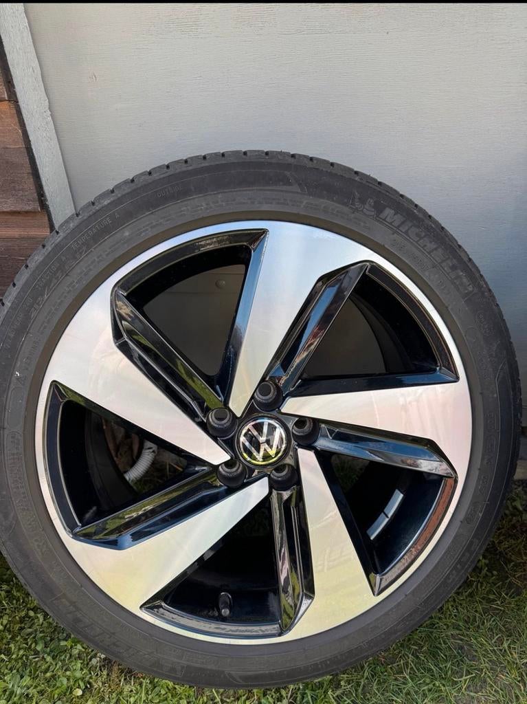 Originele Polo 2G GTI velgen 215 45 17 Milton Keyness 5x100, Velg(en), Total car expert, Ophalen of Verzenden, Personenwagen
