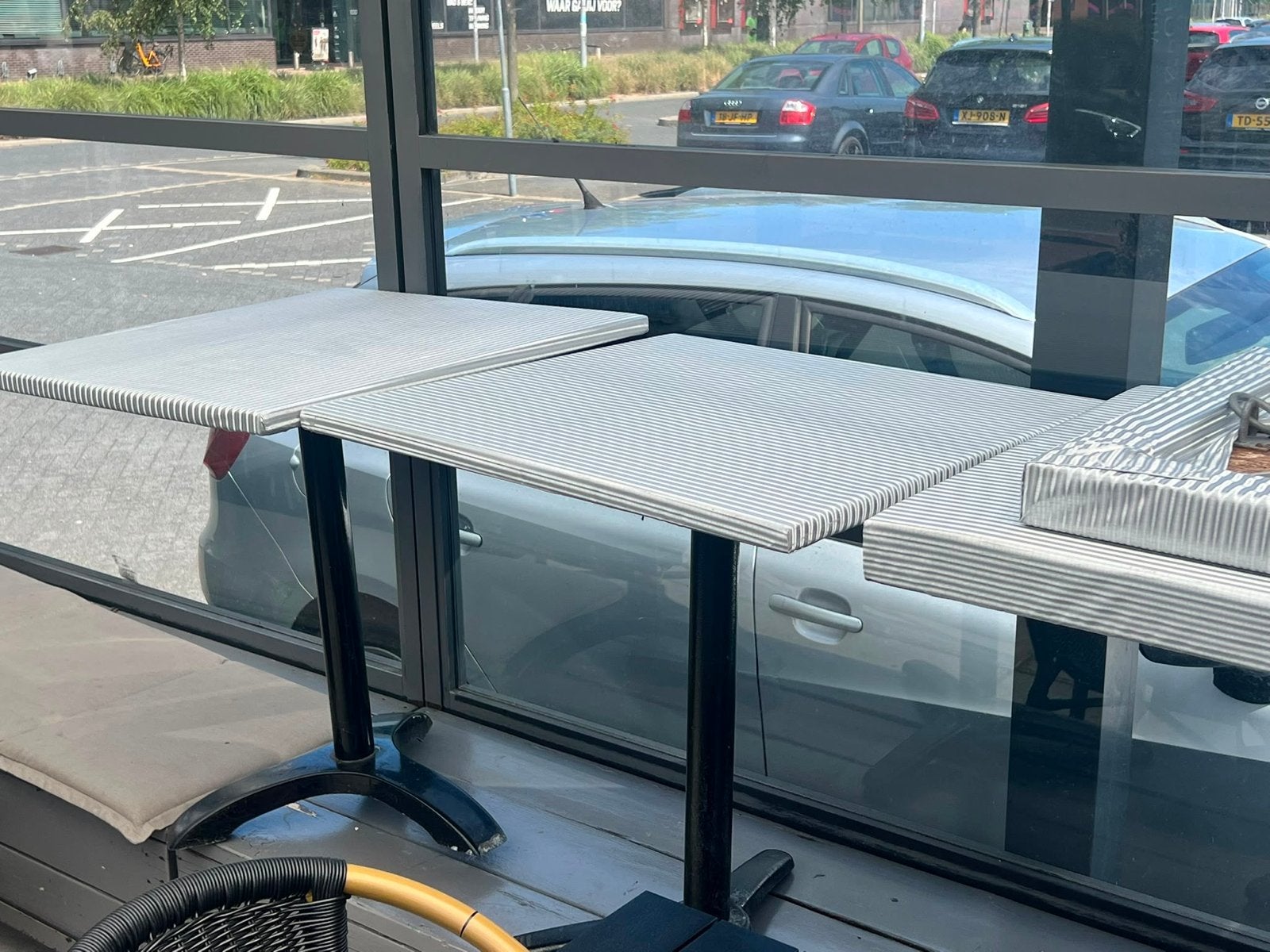Horeca tafels, nog in redelijke staat, Zakelijke goederen, Horeca | Meubilair en Inrichting, Ophalen of Verzenden, Gebruikt, Meubilair