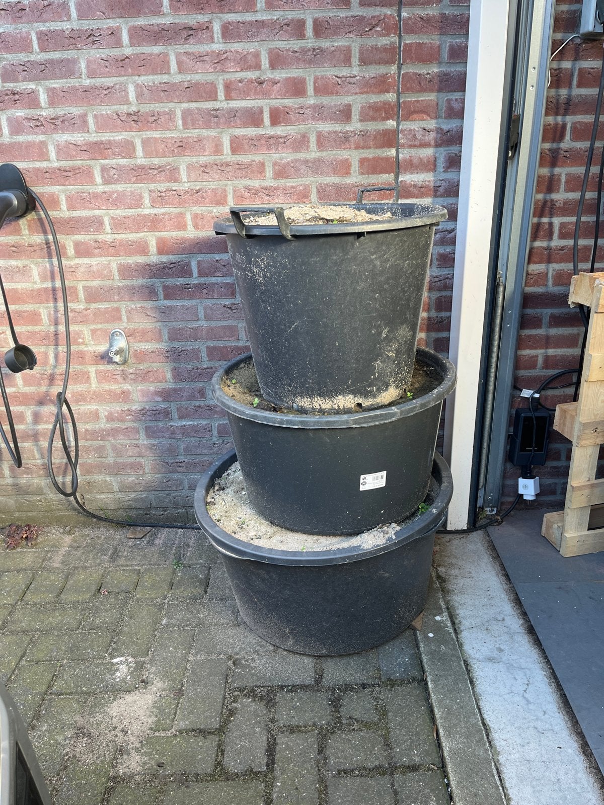 200L zand uit tuin, voor ophogen of bestrating, Tuin en Terras, Ophalen, Gebruikt, Straatzand