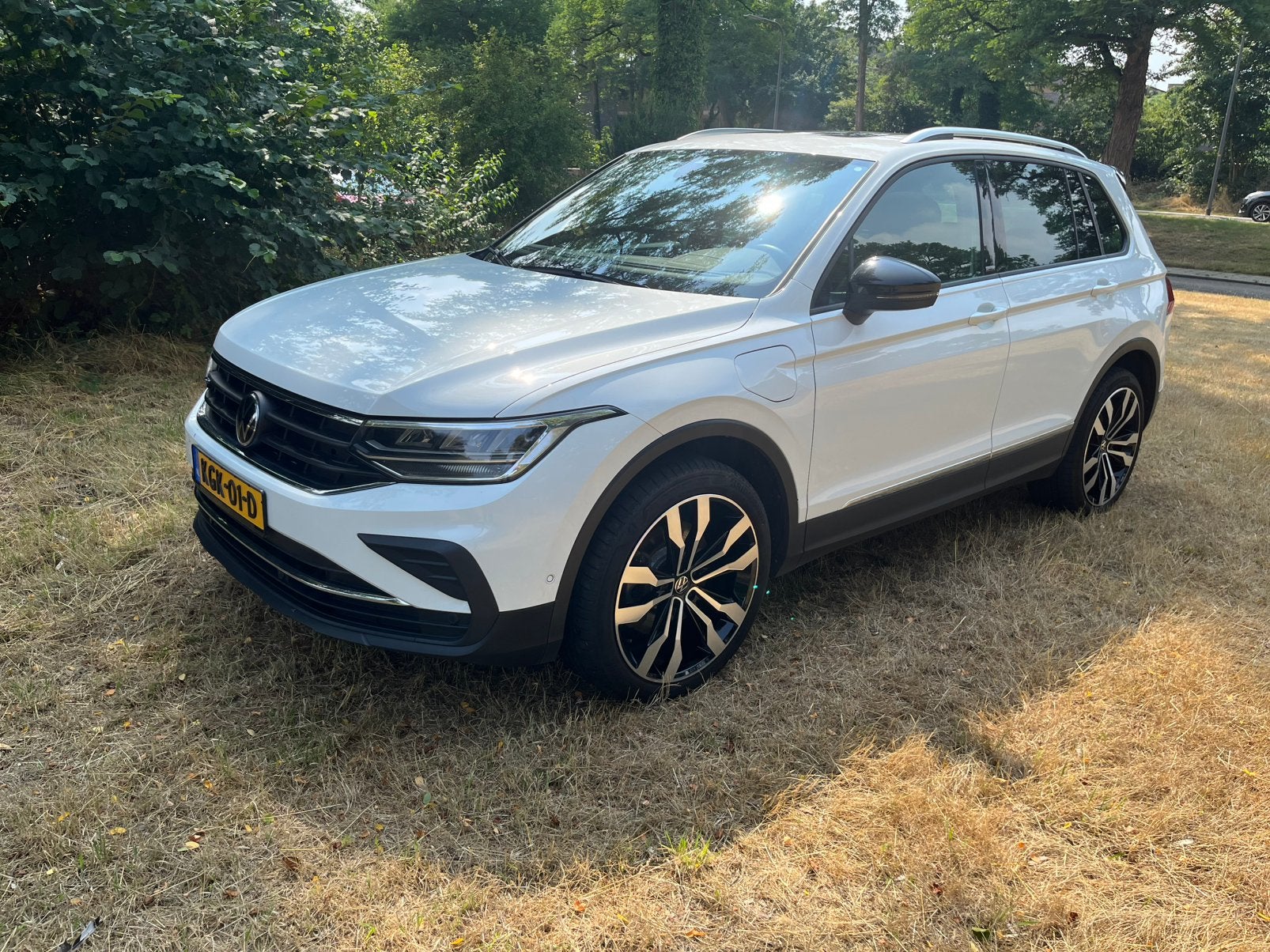 Volkswagen Tiguan 1.4 TSI Ehybrid 150 pk DSG 2022 Wit, 1716 kg, Stof, 1800 kg, Euro 6