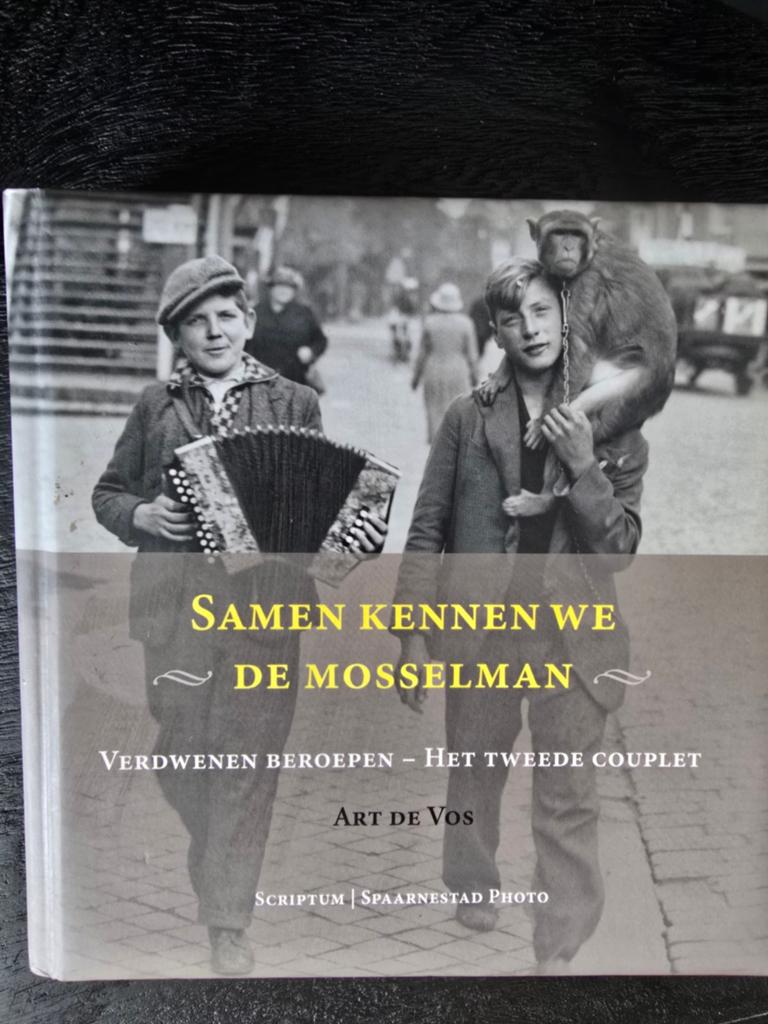 Art de Vos - Samen kennen wij de mosselman, Ophalen of Verzenden, Zo goed als nieuw, Art de Vos