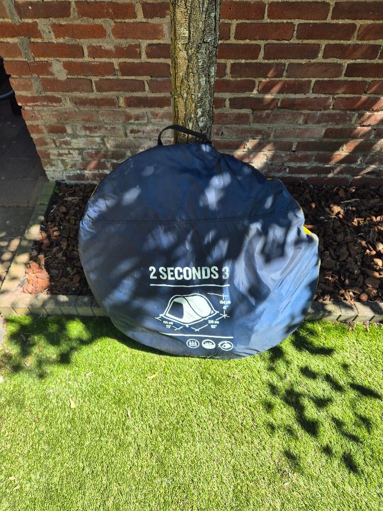 Tent quechua 2 seconds, Ophalen, Gebruikt, Tot en met 2