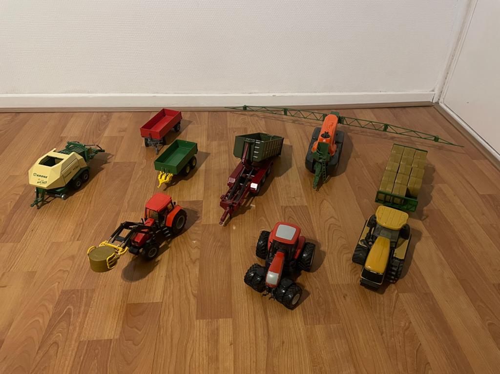 Siku trekkers en aanhangers/opleggers schaal 1/32, Ophalen, Zo goed als nieuw