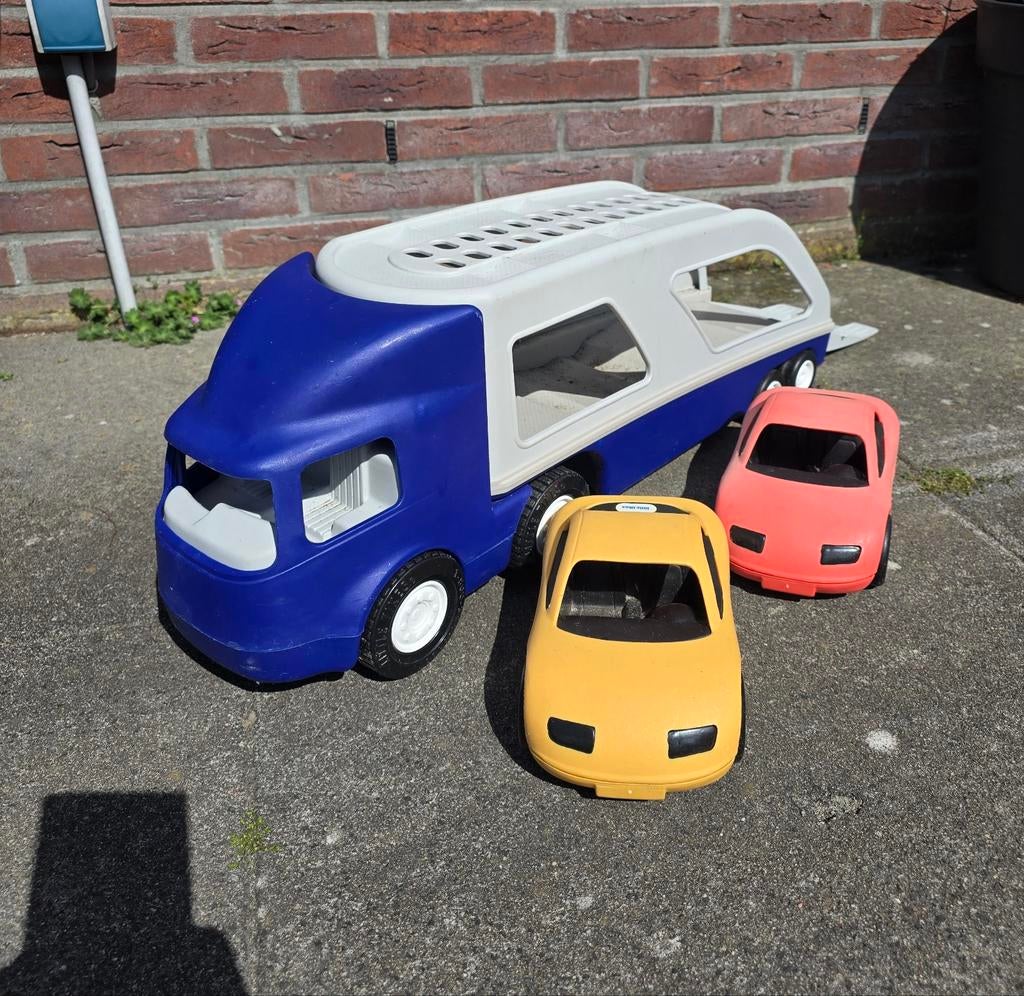 Fisher Price vrachtwagen met 2 auto's, Kinderen en Baby's, Speelgoed | Speelgoedvoertuigen, Ophalen, Gebruikt