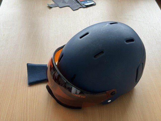 skihelm, Sport en Fitness, Skiën en Langlaufen, Gebruikt, Overige typen, Minder dan 100 cm, Ophalen
