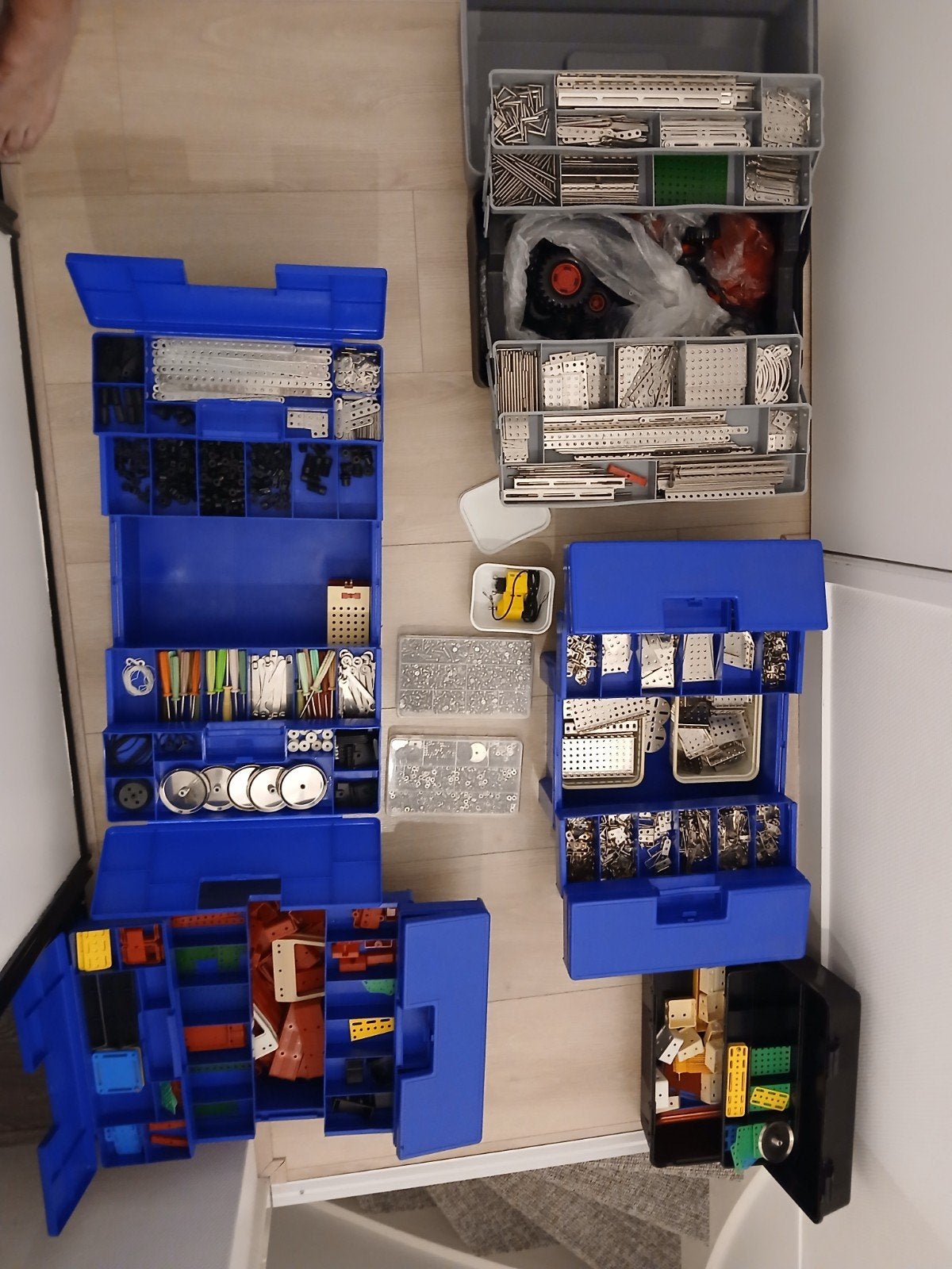 Grote Meccano collectie met diverse onderdelen en motor, Ophalen, Gebruikt, Overige merken