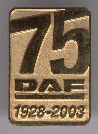 DAF 75 jaar 1928 - 2003 koper auto PIN ( BLAD4_404), Ophalen of Verzenden, Nieuw, Transport, Speldje of Pin