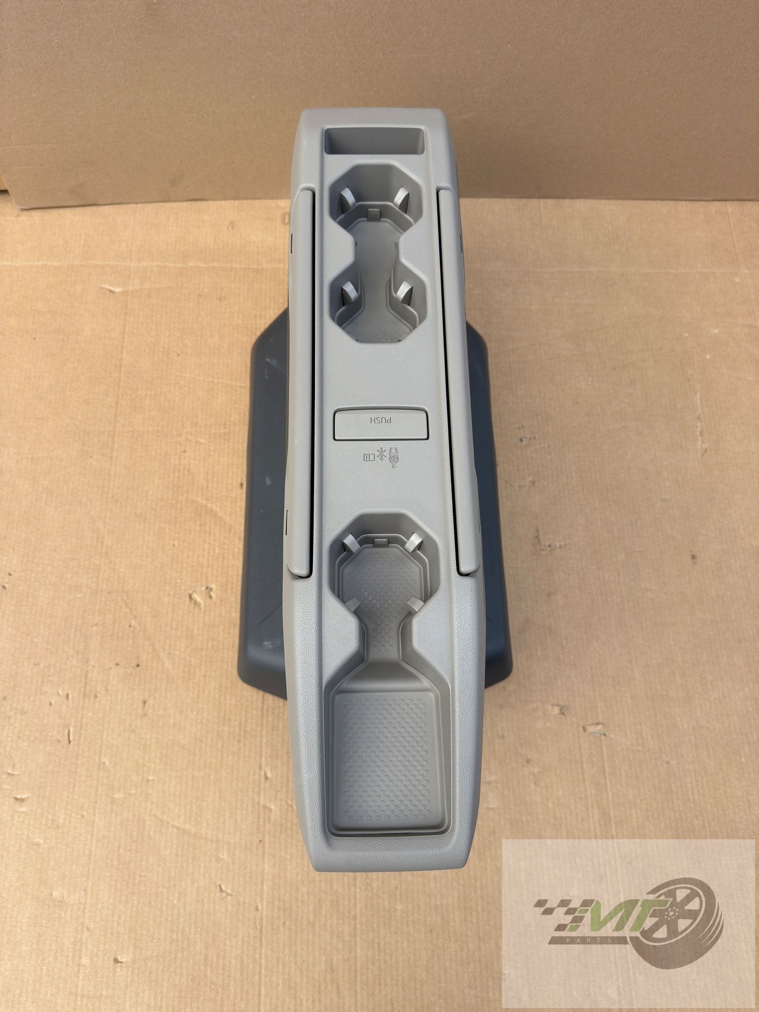 Original Vw T7 Multivan California klaptafel 7T0861161L, - kundenbetreuung@volkswagen.de, Gebruikt, Volkswagen, Herkomst onderdeel bekend