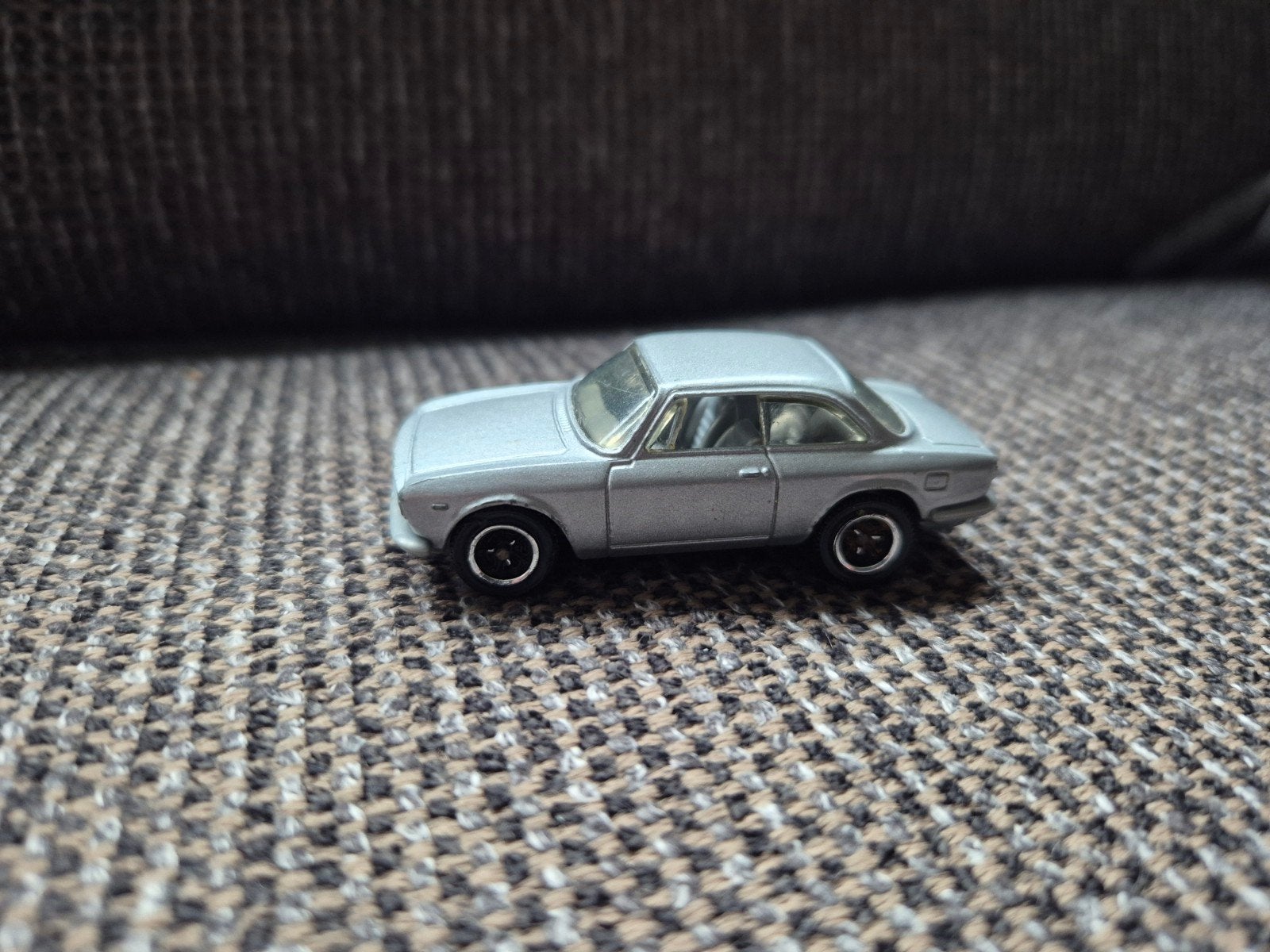 Matchbox Alfa Romeo Giulia Sprint GTA - Grijs, Ophalen of Verzenden, Gebruikt, Auto