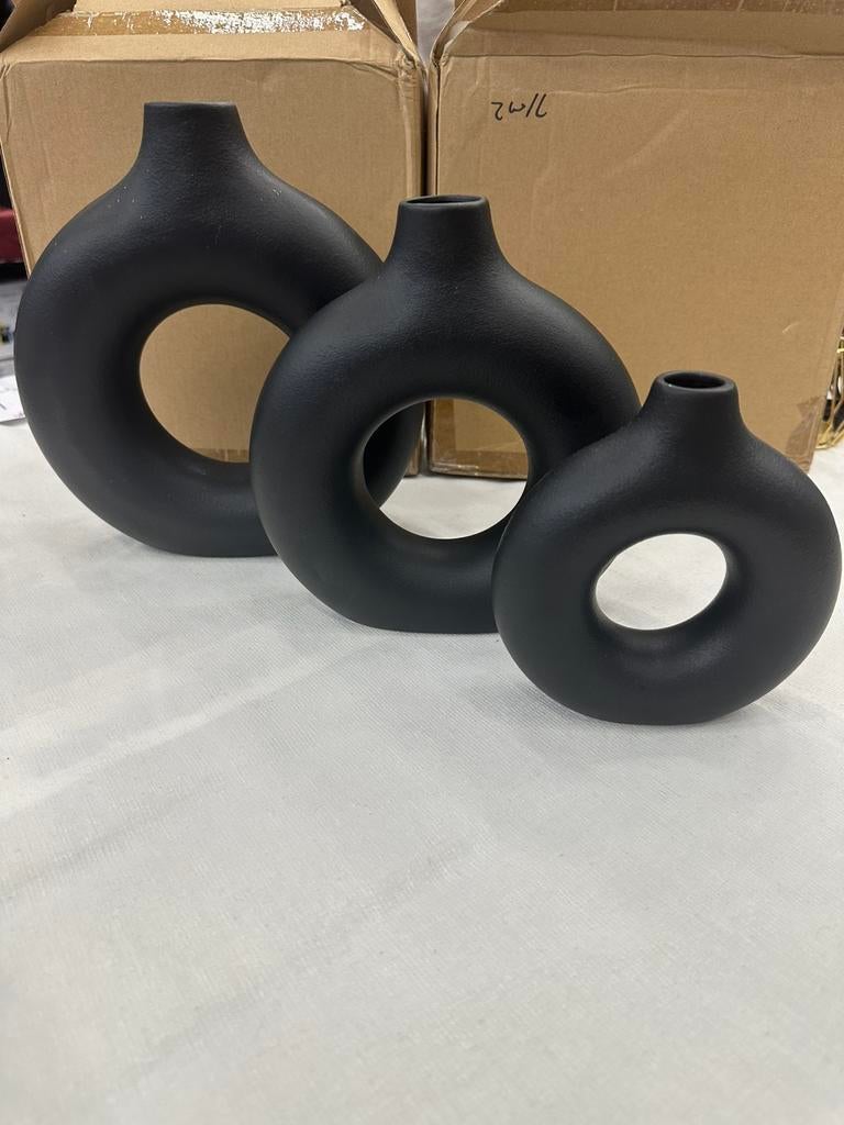 Donut vaas set NIEUW (zwart en wit), Huis en Inrichting, Woonaccessoires | Vazen, Overige kleuren, Nieuw, Ophalen of Verzenden