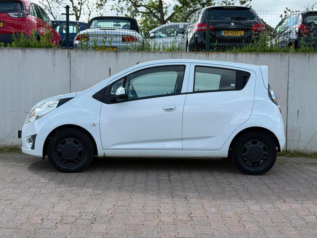Chevrolet Spark 1.0 16V LT/AIRCO/INRUIL KOOPJE/, Auto's, Voorwielaandrijving, Stof, Gebruikt, Zwart