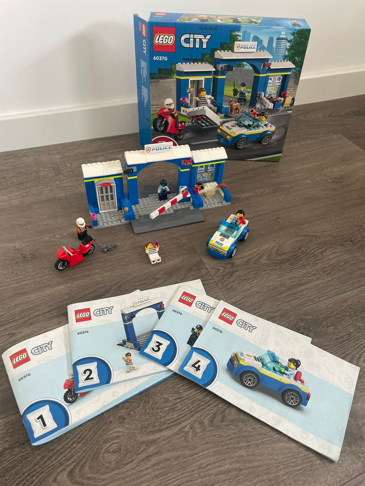 Lego city 60370, Kinderen en Baby's, Speelgoed | Duplo en Lego, Ophalen of Verzenden, Zo goed als nieuw