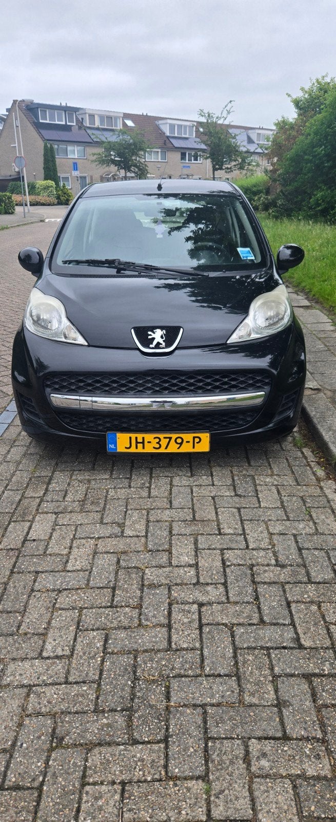Peugeot 107 1.0 12V E-vti 68PK 3DR 2011 Zwart, Voorwielaandrijving, 4 stoelen, Handgeschakeld, Particulier
