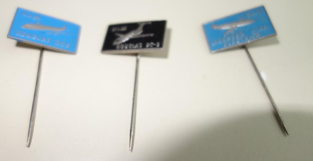 Vintage KLM vliegtuigen, Verzamelen, Speldjes, Pins en Buttons, Gebruikt, Speldje of Pin, Overige onderwerpen, Verzenden