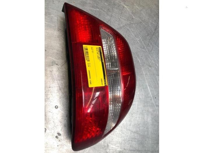 Achterlicht rechts van een Volvo V40, Gebruikt, -, -, Ophalen of Verzenden