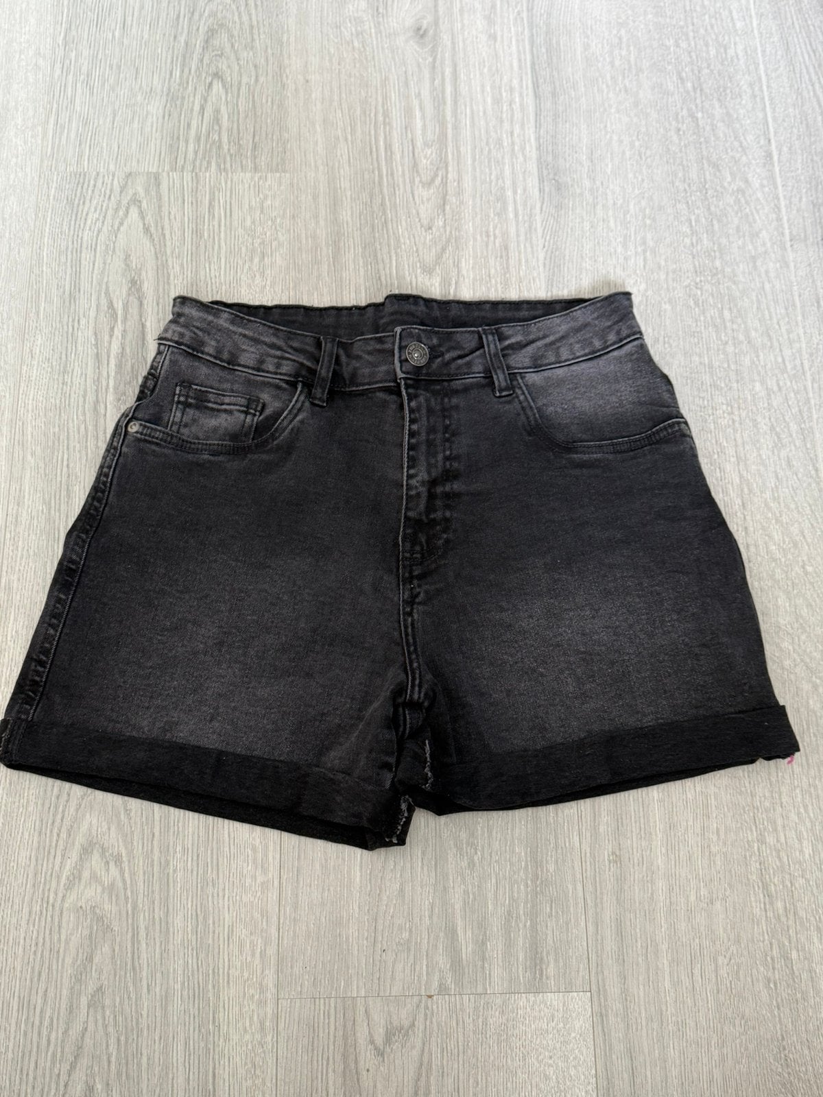 Leuke korte broek Zeeman maat M, Maat 38/40 (M), Kort, Zwart, Ophalen of Verzenden