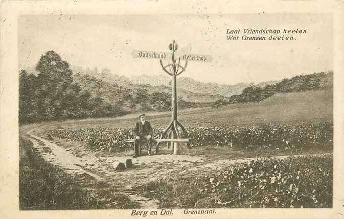 301-044-009 Berg en Dal Grenspaal, Verzenden, Voor 1920, Gelderland