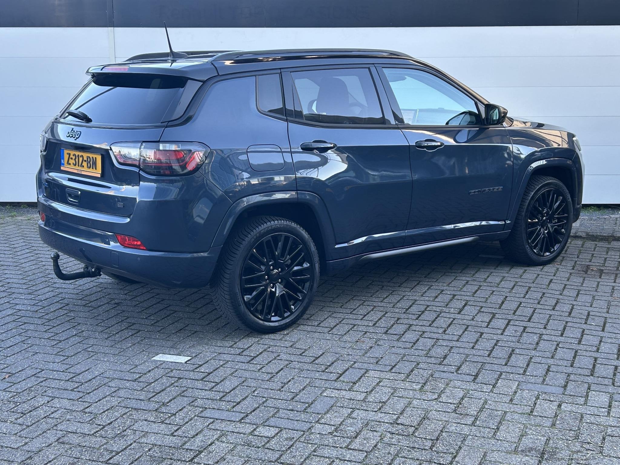 Jeep Compass 4xe 240 Plug-in Hybrid Electric S | Leder | Tre, Auto's, Adaptive Cruise Control, 4 cilinders, Met garantie (alle)