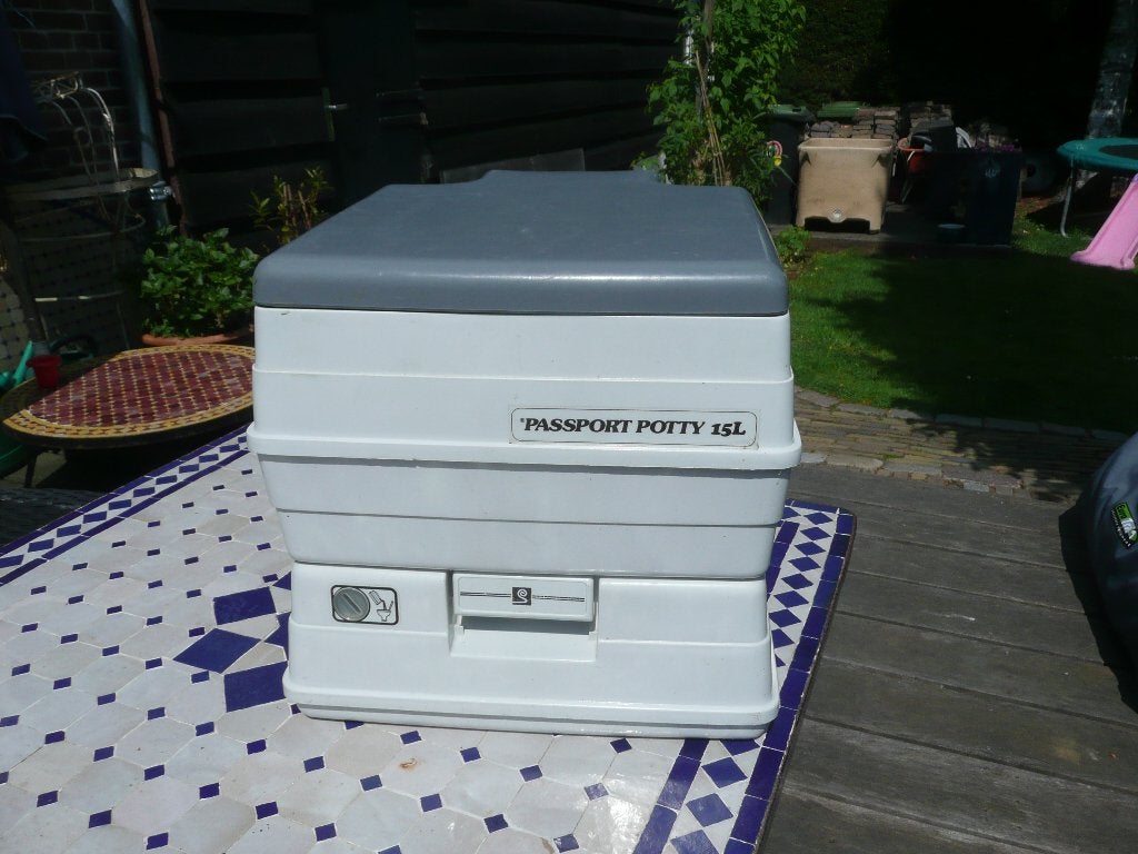 Pasport Potty chemisch toilet, Ophalen, Gebruikt
