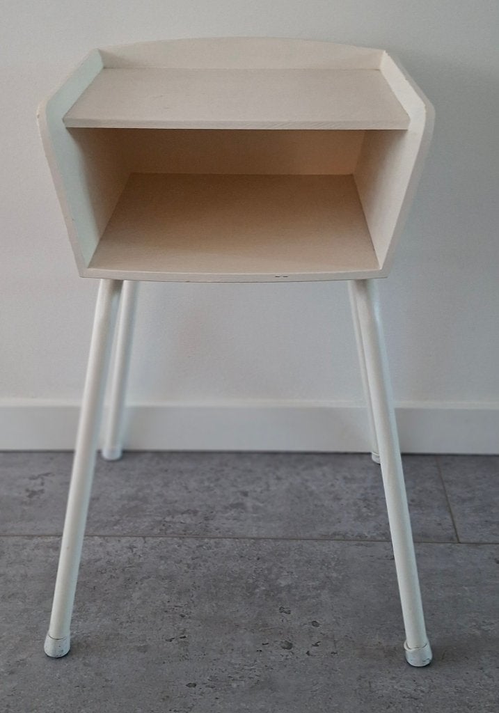 nachtkastje, Ophalen, Overige materialen, Minder dan 45 cm, 55 tot 70 cm